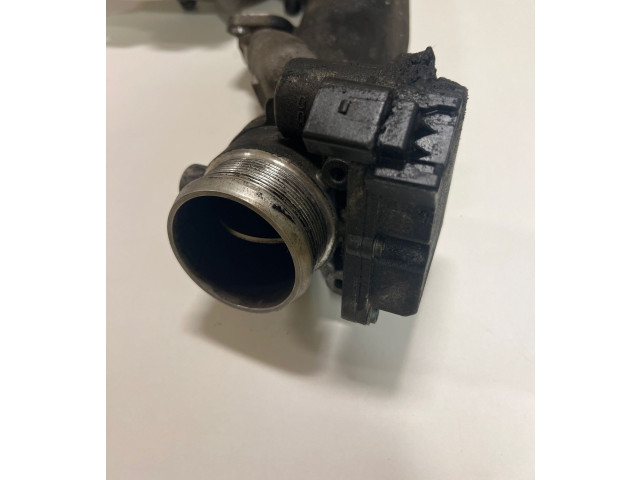 Vstřikovací lišta 059145762M   Audi A5 8T 8F     