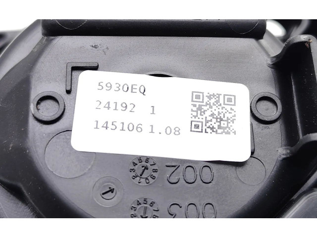 Вентилятор печки MR116244, 145106108 Renault Clio V