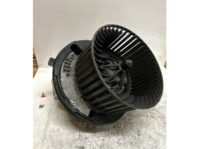 Вентилятор печки 1K1820015, F983228M Audi A3 S3 8P