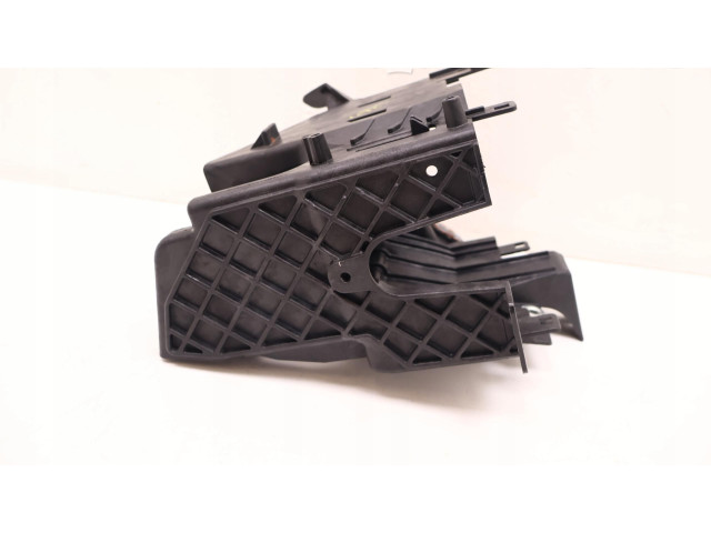 Блок предохранителей 68141842AA   Jeep Grand Cherokee    