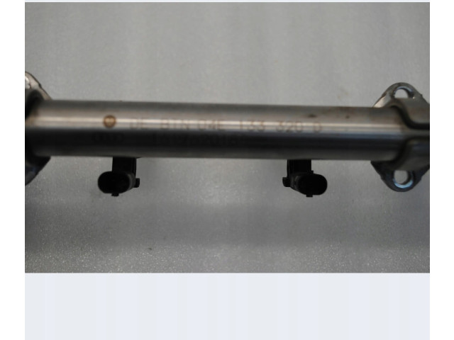 Топливная рампа 04E133320 Skoda Octavia Mk3 (5E)