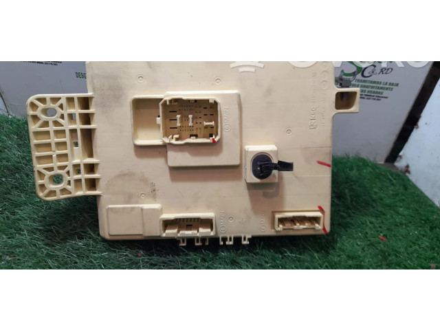 Блок предохранителей 91950S1100   Hyundai Santa Fe