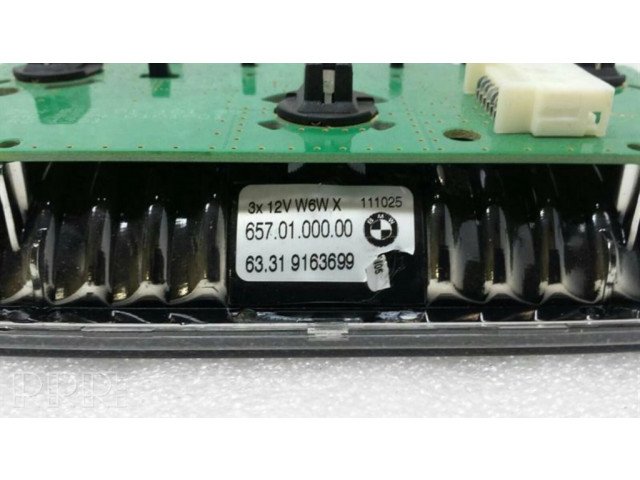 Фонарь освещения задних мест