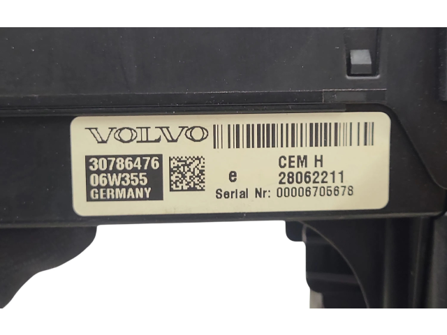 Pojistková skříňka 30786476, 06W355 Volvo XC90 2008