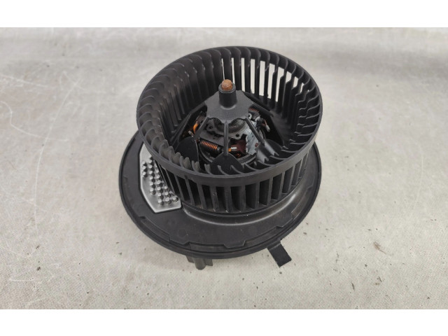 Вентилятор печки 5Q0907521E, F011500105 Volkswagen Golf VII