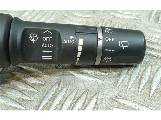 Переключатель дворников DF7466128, LK0122640512 Mazda MX-6