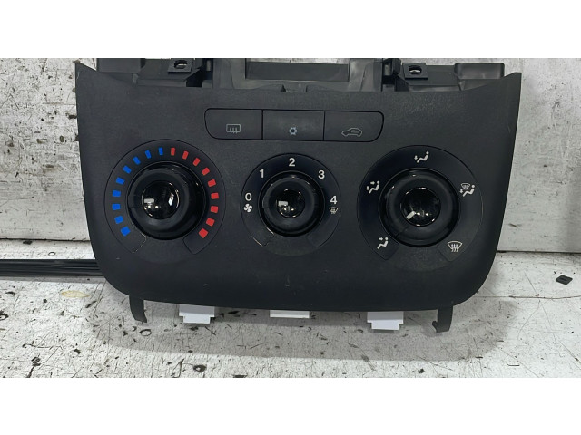 Turbodmychadlo Блок управления кондиционера воздуха / климата/ печки (в салоне) Fiat Punto Evo