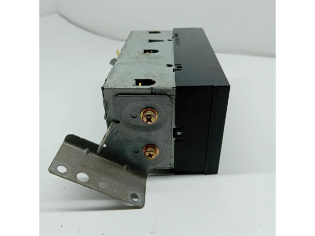 Дисплей MR444752 Mitsubishi Pajero Pinin