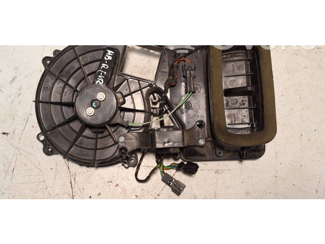 Вентилятор печки    982677J   Mercedes-Benz R W251