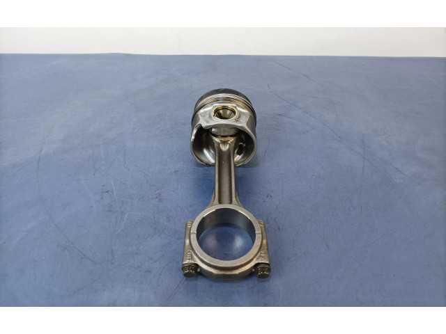  Поршень DFGA   Volkswagen PASSAT B8  