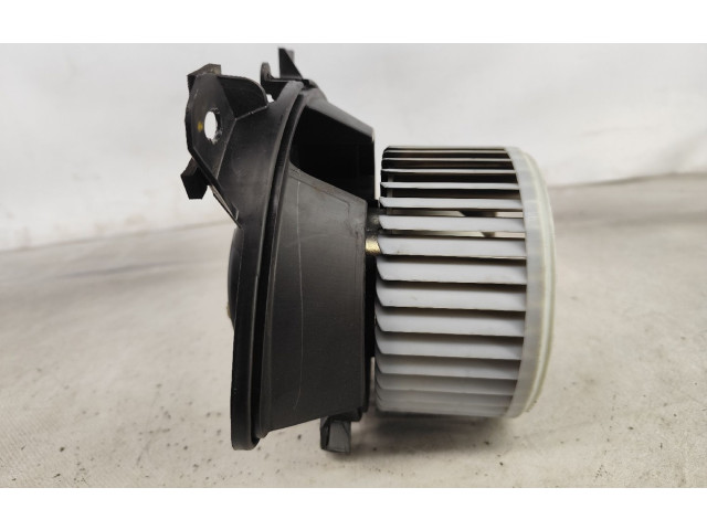 Вентилятор печки    252305, 507730100   Opel Combo D