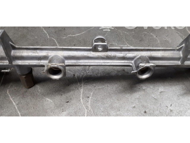 Vstřikovací lišta R1110781045 Mercedes-Benz E W210