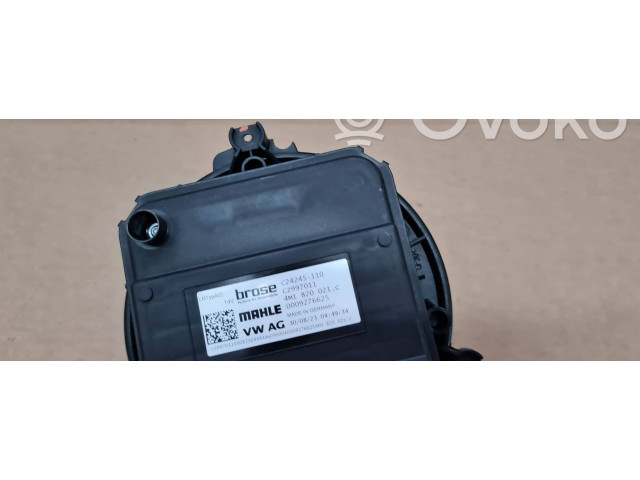 Вентилятор печки 4M1820021C Audi Q5 SQ5