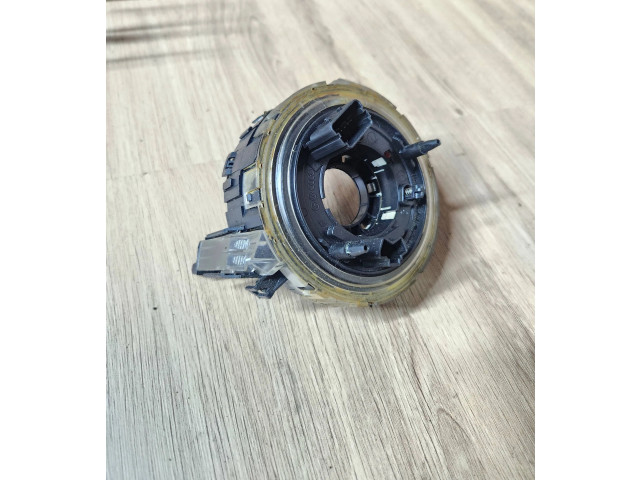 Подрулевой шлейф SRS 8E0953541D   Volkswagen Touareg I