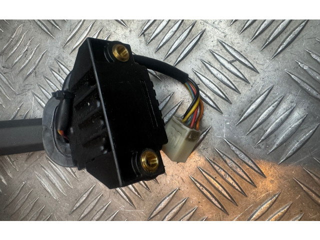 Ручка стеклоочистителей    Volvo V70