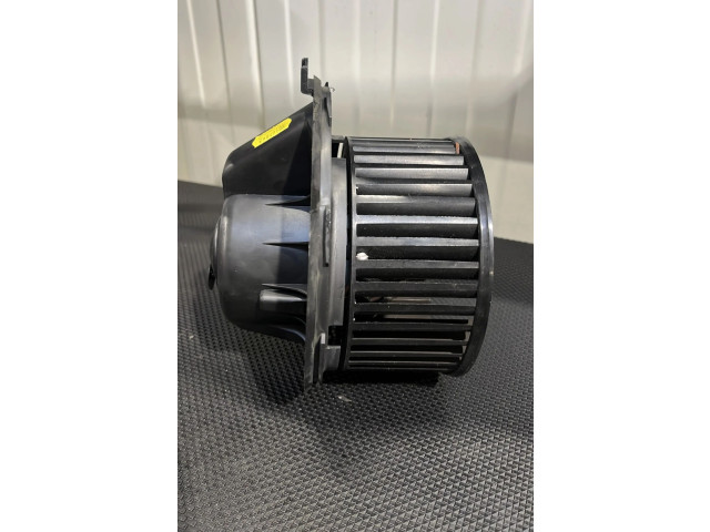 Вентилятор печки    1K1819015E   Volkswagen Touran I