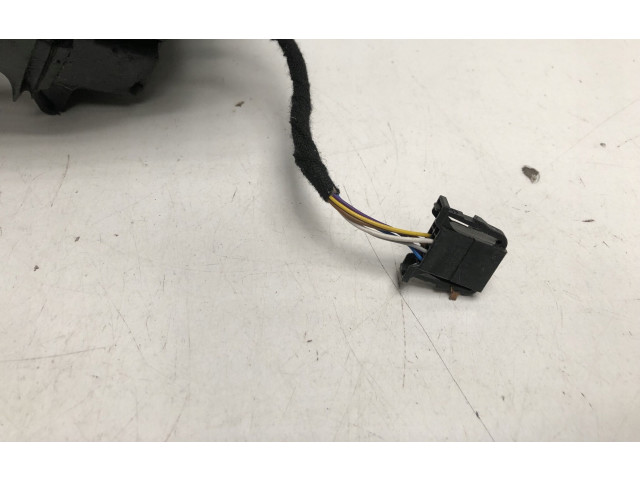 Зеркало электрическое Skoda Fabia Mk3 (NJ) 2015 - 2021 года