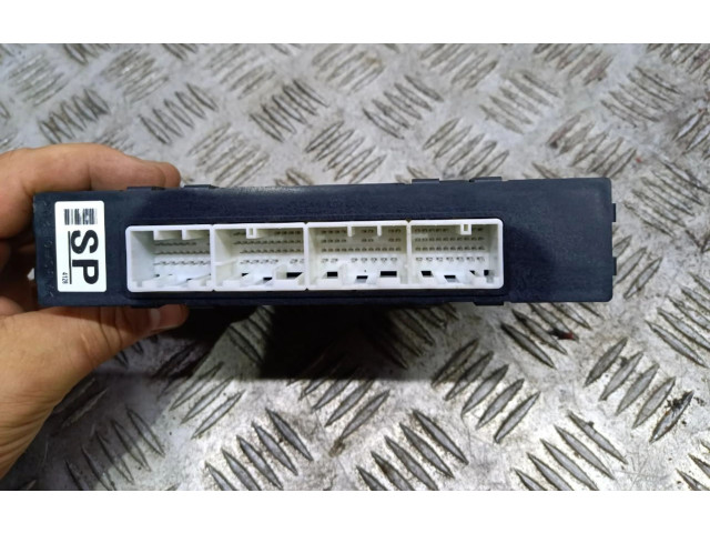 Блок комфорта    Subaru Forester SF   