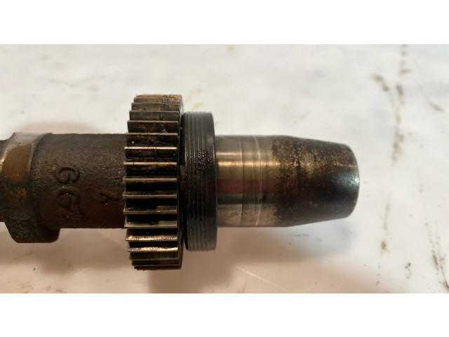 Распределительный валик