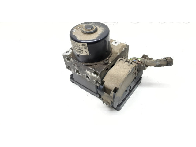 Блок АБС 8671222, P08671221   Volvo  V70  2000 - 2004 года