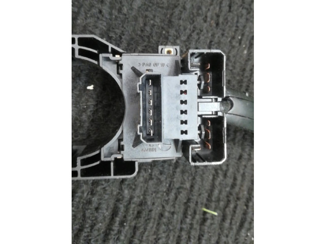 Включатель скорости стеклоочистителей 4BO953503   Audi A3 S3 8L