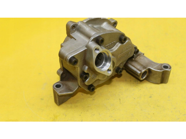 Масляный насос Audi A3 S3 8P