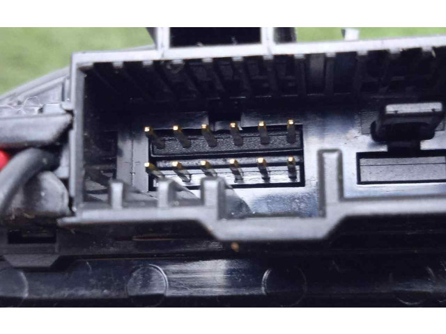 Надувная подушка для руля    KIA Ceed