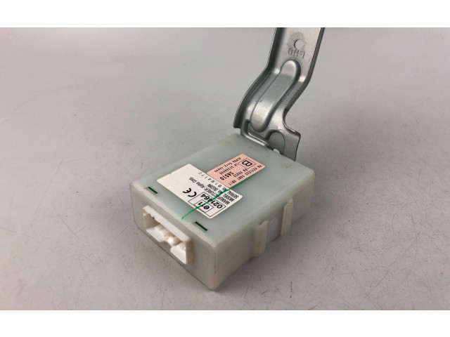 Блок управления 88035SA010 Subaru Forester SG