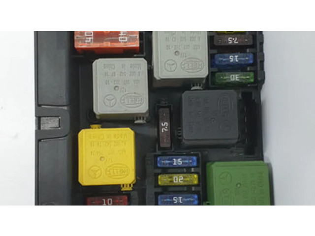 Pojistková skříňka A2129004911 Mercedes-Benz E W212 2011