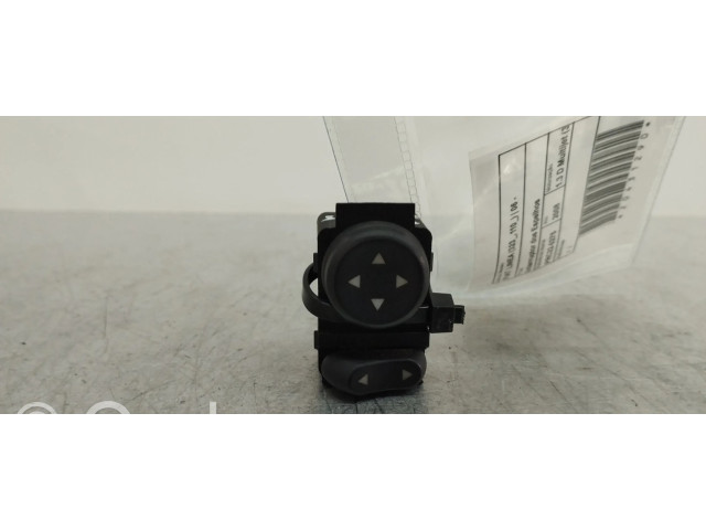 Zpětné zrcátko Fiat Linea 2008