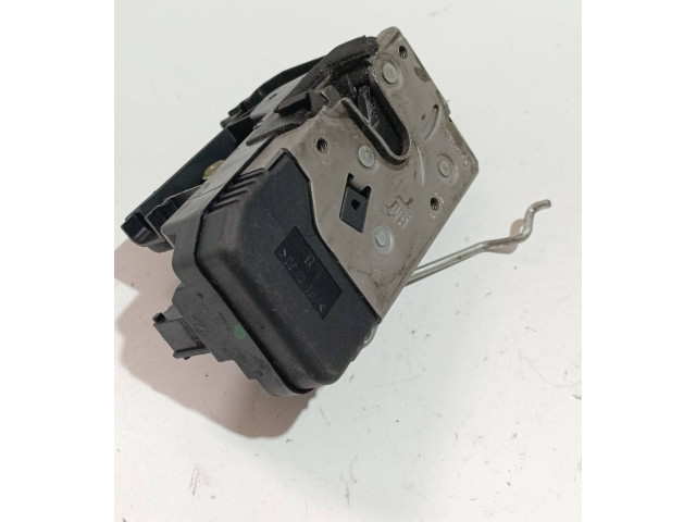 Zámek zadních dveří 8200282303, 93851809 Renault Trafic II (X83) 2012