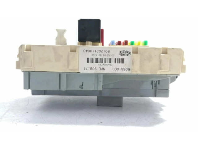 Блок предохранителей 60681000 Alfa Romeo 166