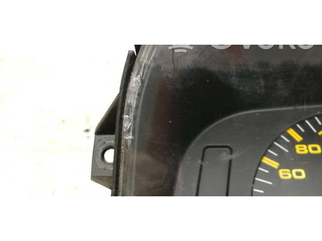 Přístrojová deska Volkswagen Caddy 1996 88311235, 87001323