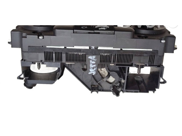 Блок управления климат-контролем 1K0820047DP   Volkswagen Jetta V