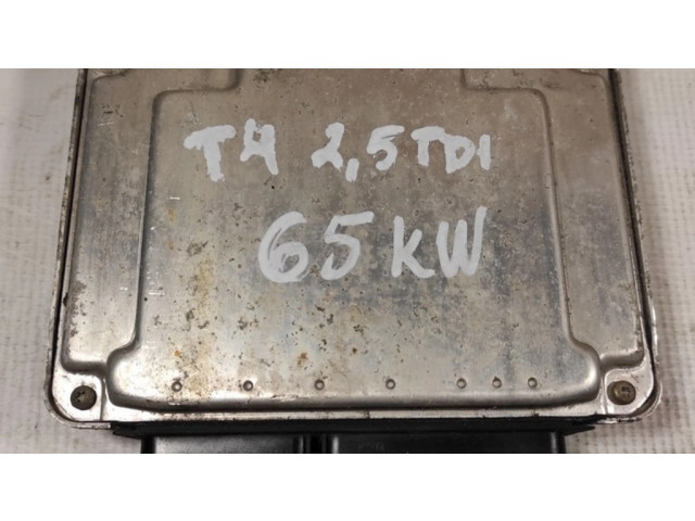 Řídící jednotka 074906018AK, 0281010462 Volkswagen Transporter - Caravelle T4 2002