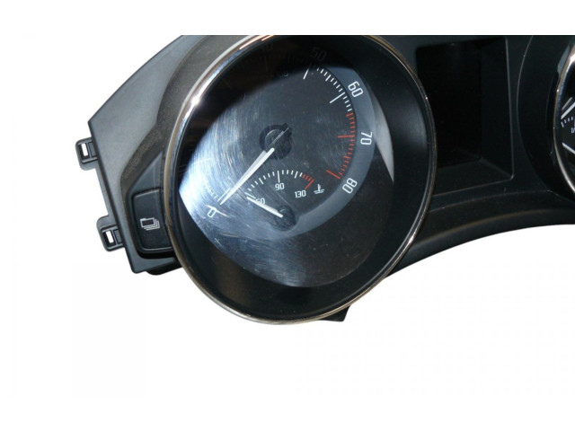 Панель приборов 3T1920811F   Skoda Superb B6 (3T)       