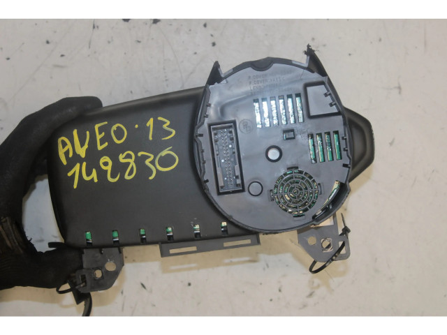 Přístrojová deska Chevrolet Aveo 2011