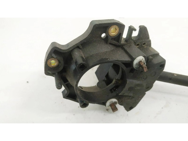 Ручка стеклоочистителей Mercedes-Benz 190 W201