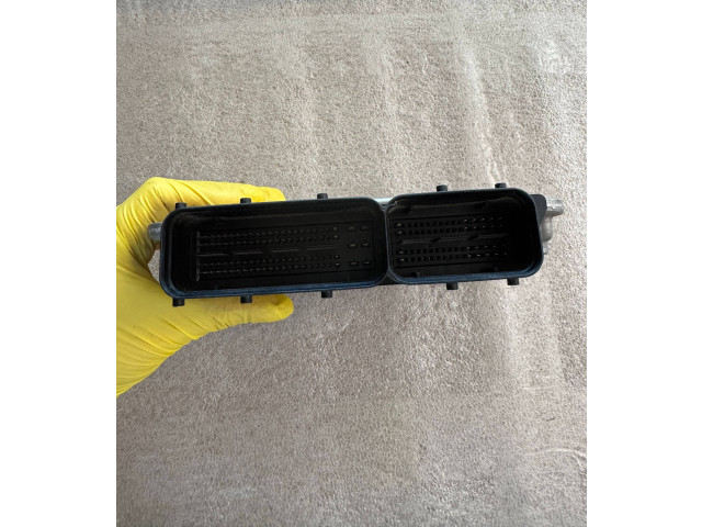 Блок управления двигателя 04E907309BT, 0261S17499   Volkswagen Jetta USA