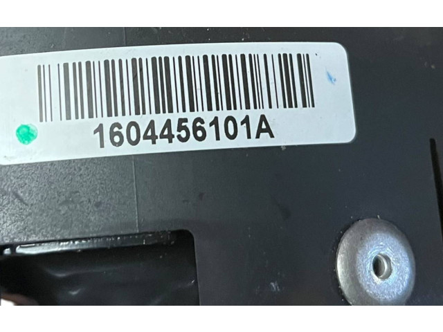 Подушка безопасности водителя 1604456101A, dbg51780661   Opel Meriva A