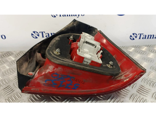 Задний фонарь  8L0945095B    Audi A3 S3 8L   1996-2003 года