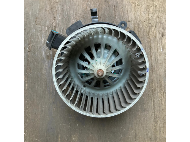 Вентилятор печки Dacia Duster