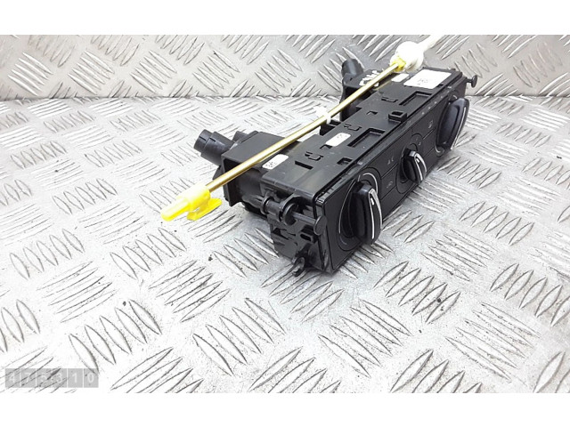 Блок управления климат-контролем 654820045d   Skoda Scala