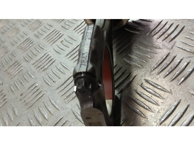 Píst 7843237 BMW 7 F01 F02 F03 F04 pro benzínový motor 4.4 N63B44 V8