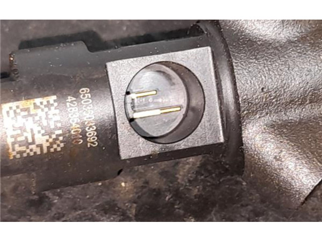 Vstřikovač A6510703287, 28308779   Mercedes-Benz C W205    651.921 