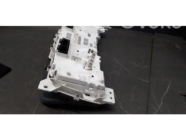 Панель приборов 05172342ab   Jeep Patriot       