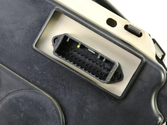 Панель приборов 8200650541 Dacia Logan I