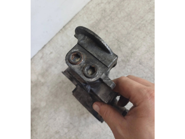 Масляный насос   37005901  Fiat Bravo 