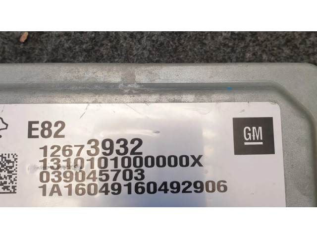 Блок управления двигателя 12673932 Chevrolet Camaro