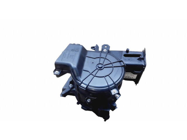 Вентилятор печки    8200434758, 52492663A   Renault Vel Satis